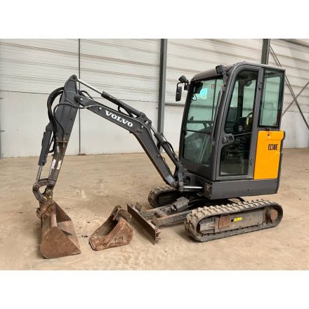 Volvo EC18 E minikotró 1/16