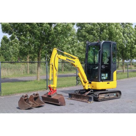 Komatsu PC16 R-3HS minikotró 1/20