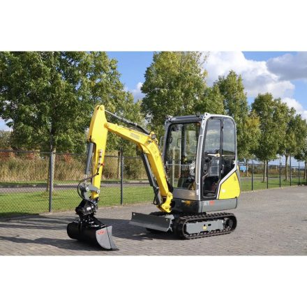 Wacker Neuson ET18 minikotró 1/21