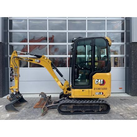 Caterpillar 301.8 minikotró 1/29