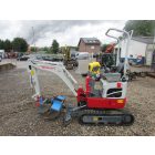 Takeuchi TB210 R minikotró 1/37