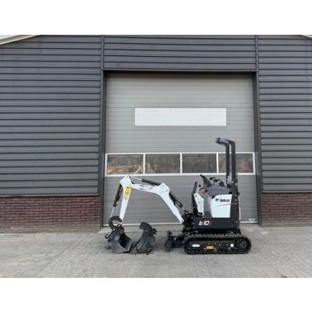 Bobcat E10 minikotró 1/69-Kattints ide!