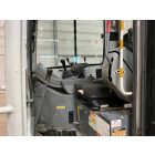 Takeuchi TB216 minikotró 1/6