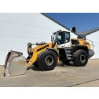 Liebherr L580 gumikerekes rakodó 10/1
