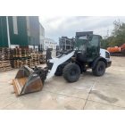 Case 21F gumikerekes rakodó 10/14