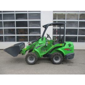 Avant 528 gumikerekes rakodó 10/18-Kattints ide!