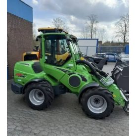 Avant 860i gumikerekes rakodó 10/19