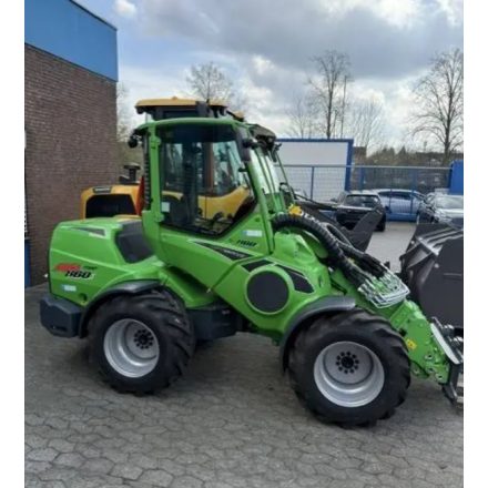 Avant 860i gumikerekes rakodó 10/19