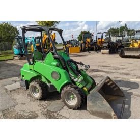 Avant 423 gumikerekes kotró 10/22-Kattints ide!