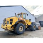Volvo L220 H gumikerekes rakodó 10/24
