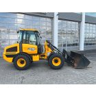 JCB 407 gumikerekes rakodó 10/25