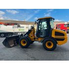 JCB 407 gumikerekes rakodó 10/25