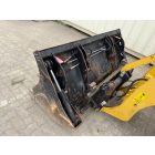 Yanmar V70 S gumikerekes rakodó 10/30