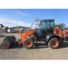 Komatsu WA100 M-7 gumikerekes rakodó 10/31