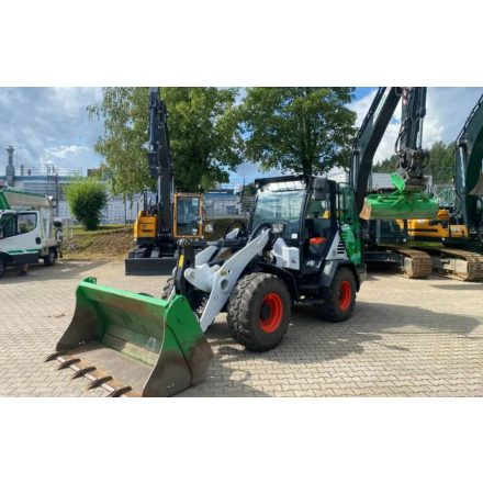 Bobcat L85 gumikerekes rakodó 10/36