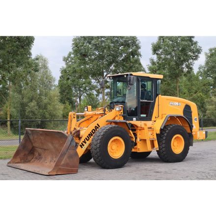 Hyundai HL940 gumikerekes rakodó 10/45