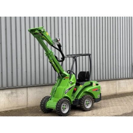 Avant 423 gumikerekes rakodó 10/50