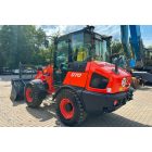Kubota R070 gumikerekes rakodó 10/51