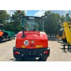 Kubota R070 gumikerekes rakodó 10/51