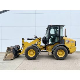 Caterpillar 908M gumikerekes rakodó 10/57-Kattints ide!