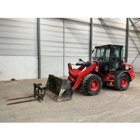 CAT 908M gumikerekes rakodó 10/9