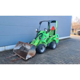 Avant 530 gumikerekes rakodó 10/9