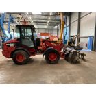 CAT 908M gumikerekes rakodó 10/9