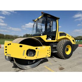 Bomag BW213D-5 úthenger 12/20