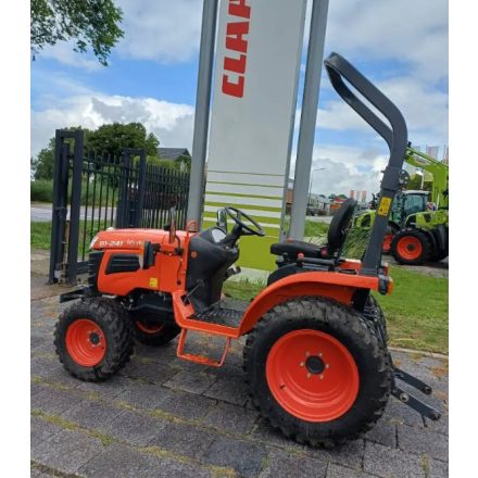 Kubota B1-241 kistraktor 13/9