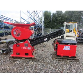 Red Rhino mobil pofás törőgép 14/12