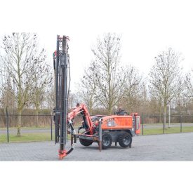 Sandvik COMMANDO DC130 Ri felszíni fúróberendezés 14/18