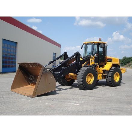 JCB 436 HT Super Highlift gumikerekes rakodó 15/1