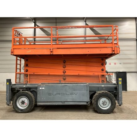 JLG 245-25 ollós emelő 15/11