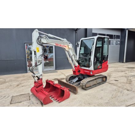 Takeuchi TB230 kotrógép (+Powertilt!) 2/4