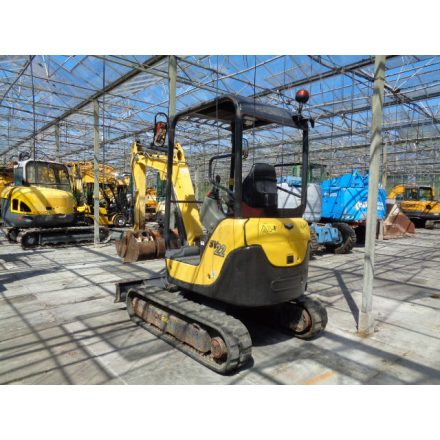 Yanmar SV22 kotrógép 2/42