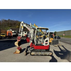 Takeuchi TB325R kotrógép (+Powertilt!) 2/47