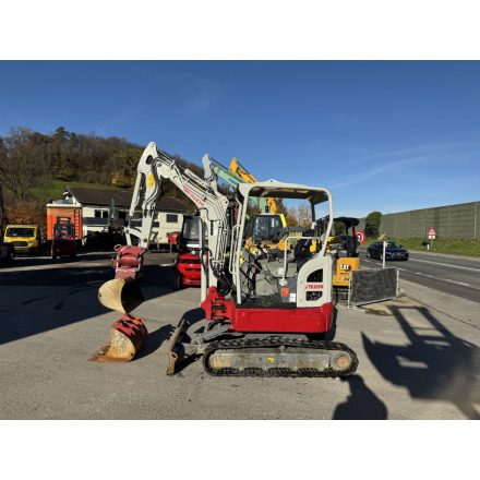 Takeuchi TB325R kotrógép (+Powertilt!) 2/47