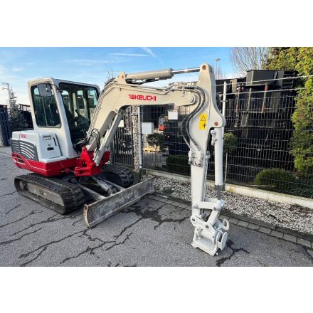 ELADVA! Takeuchi TB235 kotrógép (Powertilt!) 3/25