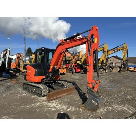 Kubota KX042-4 kotrógép 3/3