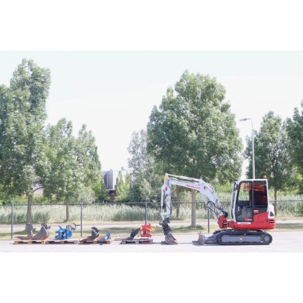 Takeuchi TB235-2 kotrógép (+Kanál csomag!!) 3/43