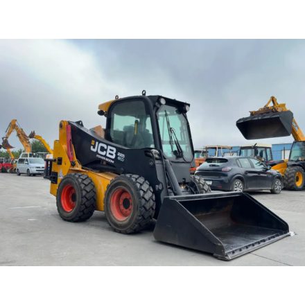 JCB 225 ECO csúszókormányzású gép 4/14