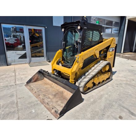Caterpillar 239D csúszókormányzású gép 4/17
