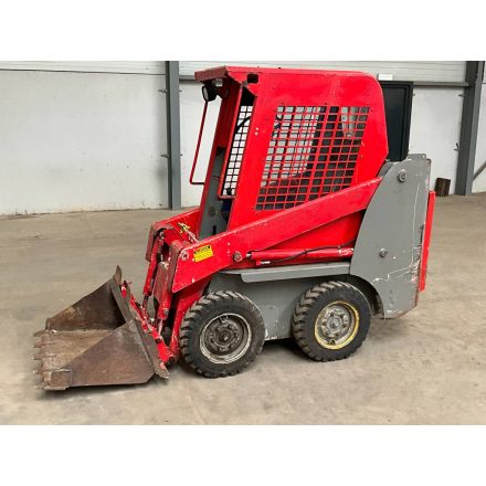 Gehl SL1640 E csúszókormányzású gép 4/2 