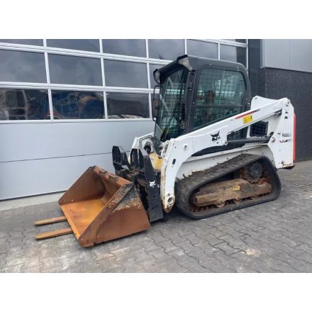 Bobcat T450 csúszókormányzású gép 4/26
