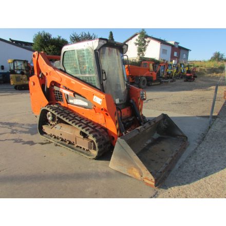 Bobcat T590 csúszókormányzású gép 4/36