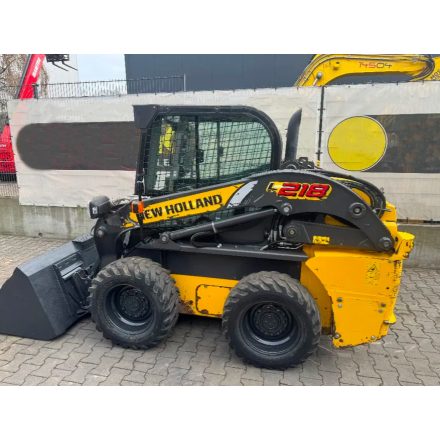 New Holland L218 csúszókormányzású gép 4/9