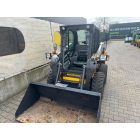 New Holland L218 csúszókormányzású gép 4/9