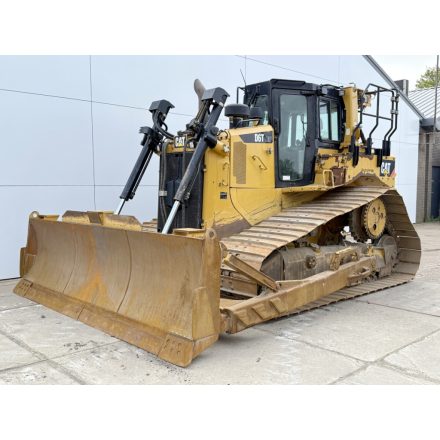 Caterpillar D6T LGP dózer 7/23