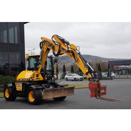 JCB 110W Hydradig gumikerekes kotró 8/30