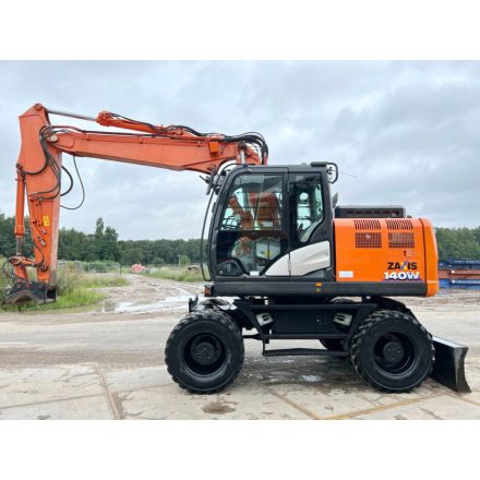 Hitachi ZX140W-6 gumikerekes kotró 8/52